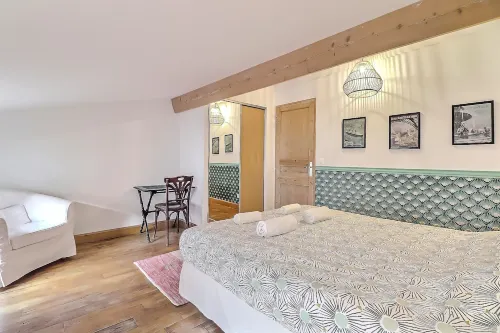 Superb apartment ideally located in the city center with Clim (6 pers, 80m² )