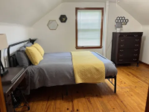 House minutes from Pymatuning Lake!