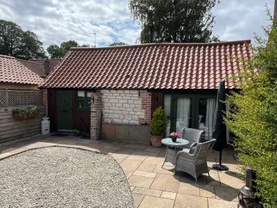 Byre Cottage - 5 Stone Cattle Shed Conversion