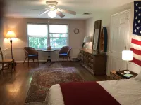 Fox Knoll 1-Beautiful Setting! Indy 500! Grand Park, Concerts, LRG private room-