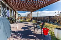Beautiful Warm and Spacious Home, 3bed/2 full bath - 3-Star