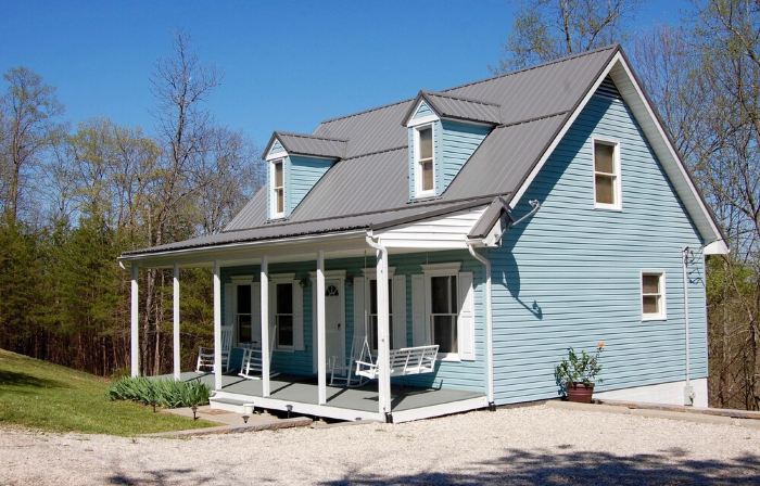 Peaceful Country Cottage with Game Room & Hot Tub