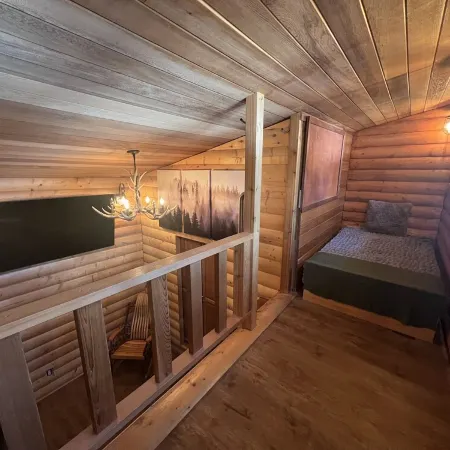 Alyeska Spruce Cabin