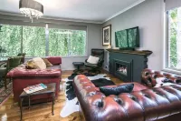 Romantic Forest Escape at The Beeches Olinda Accommodation