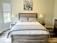 Cozy Creekwood Cottage