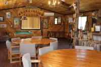 Kara Creek Ranch - King Bed Cabin with Kitchen #6