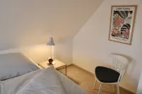 Detached modern vacation home with large garden near the dyke! Hotel a Dornum