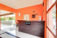 Collection O Hotel Indah Near Hotels in West Pekalongan