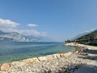 Casa Martina - Attico con Terrazzo in Splendida Vista Lago