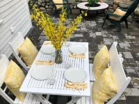 “STEP BACK IN TIME” 1880’ charmer.<br>Riverside Cottage<br> Hotels in Warren