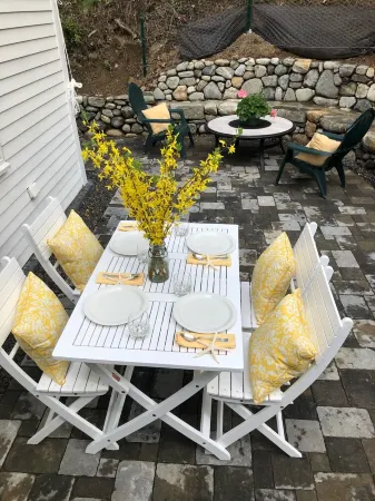 “STEP BACK IN TIME” 1880’ charmer.<br>Riverside Cottage<br>