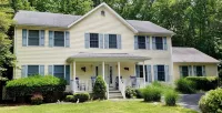 Near Ocean Beach, Free Beach Passes, Pools, Golf, Tennis, Pickleball, Sleeps 26