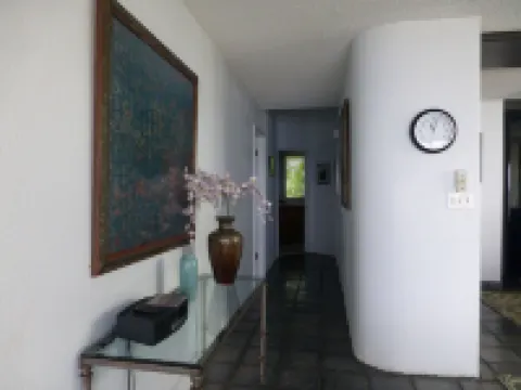 AC Unit 5 Stars Oceanfront Puu Poa in Princeville Kauai