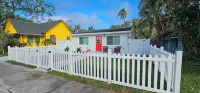 Downtown Getaway Casita Hotels near Retro Rosie and Cobweb's