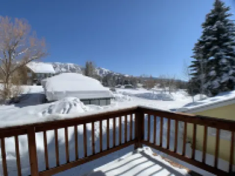 Nicely renovated apartment close to all that Steamboat has to offer!