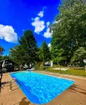 Beautiful property with hot spa and private swimming pool. Has king bed & more. - Pools