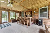 Luxury 10Br Lodge 6 Wooded Acres • Game Lounge • Pet Friendly Retreat Sleeps25+