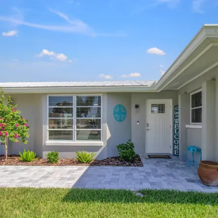 3 Bedroom Home in Punta Gorda Isles with Heated Pool and Canal Access