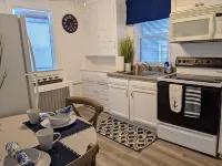 7th & Central-Cozy 2bed/1bath 1st floor condo