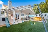 Multi Family, Close to Beaches, Great Back Yard