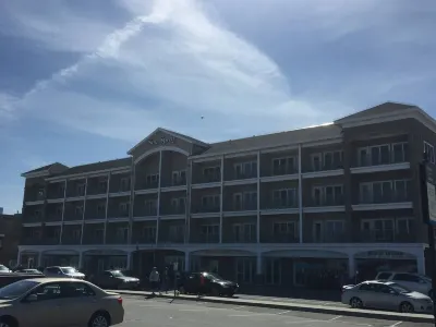Oceanfront Penthouse Condo with Beautiful Beach View Hotels near Explore the Ocean World Oceanarium