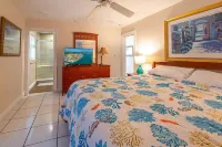 Oceanfront Home - Marathon - 4BR, 3.5 Baths, Pool, Dock, Parking, Amazing Views