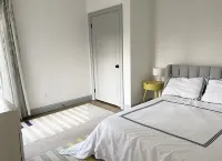 New and Modern East Hampton Summer Home w/ Pool