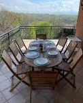 Exclusive villa with garden in the Roero countryside