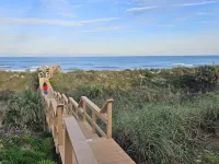 Direct Oceanfront & Private, Dog Friendly, 2Br House, Spring & Summer 2026 Avail