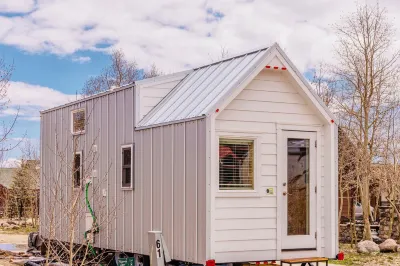 ☆ Luxurious Tiny House ☆ Rocky Mountain Getaway Hotels near Fairplay Beach