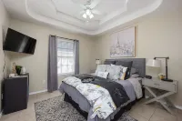 The Parisian Keyless Condo 4 min from Airport and Hospitals Hôtels à proximité de : Hugh Ramsey Nature Park