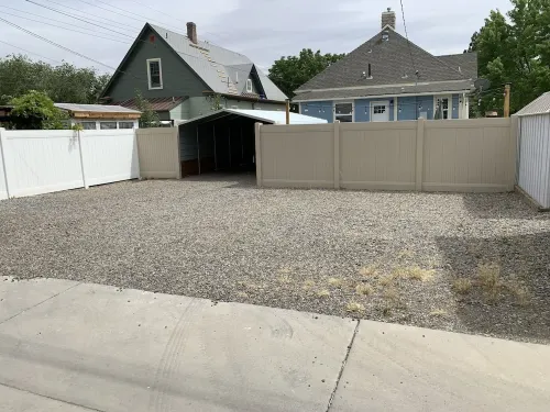 Cozy downtown retreat (pet friendly