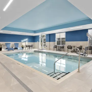 Hampton Inn by Hilton Cornwall