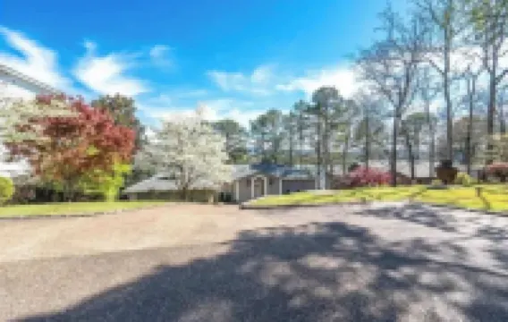Beautiful, Private Lake House with Double Dock