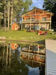 The Ice House - An UPscale U.P. lake home Hotels in Iron County