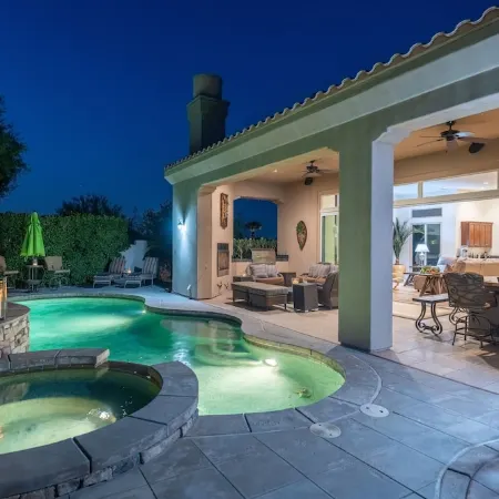 Spectacular Views on Greg Norman/PGA West and Play the Course Your Staying on.