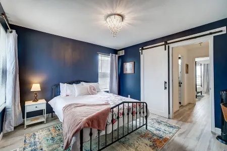 Sleepy Nook - Remodeled with Comfort & Style - Steps from Spooky Nook Hamilton Отели в г. Гамильтон