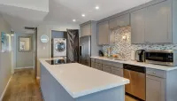 Scottsdale | Pool | Kitchen | 2 BR: Stylish Luxe!