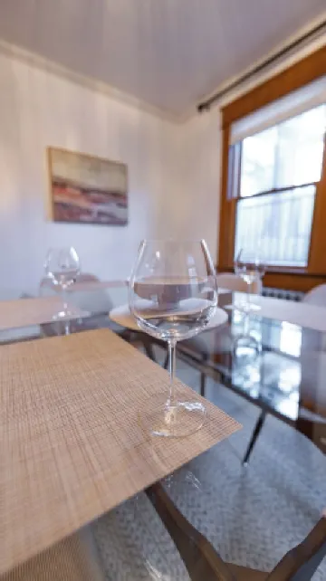 DC Metro: Cozy 4BR Cottage on a Hill - Pets allowed