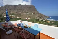 Casa El Cielo Hermigua, sea view, near sea swimming pool