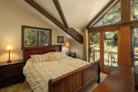 Olympic Valley Listing with Penthouse Views!
