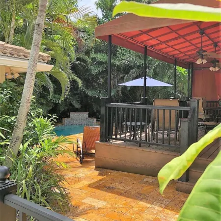 Clearwater Beach Pool House Rental - Just Steps to the Beach