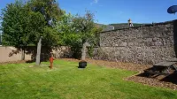 Stunning, traditional lodge in the heart of Ballater, Royal Deeside, Scotland Các khách sạn gần Knock castle