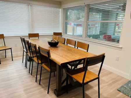 Coastal Retreat Отели рядом с достопримечательностью «Venice Myakka River Park»