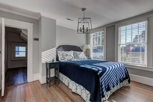 Great High Point Location adj to JH Adams Inn- Newly Renovated