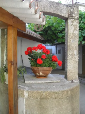 Ferrol: House with patio and small garden Hotels near Parque Ferrol