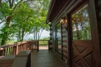 The Maple Bear - Amazing Mountain Views + Hot Tub