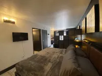 1 min. to slopes!Wake up & Ski! Steps to ski lift/gondola, shops & dining!