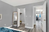 New remodeled unit next to Downtown at Westchester Hotels near Anchorage Depot