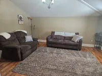 Ledgestone Farms-Cozy Farm Apartment Hotel a Trumbull County